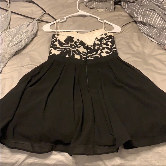 black short strapless homecoming dress - Picture 2 of 2